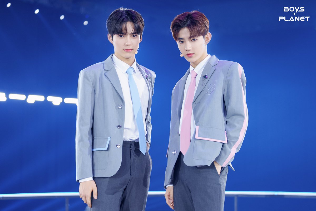 _mnetboysplanet's tweet photo. 비하인드 포토 하드털이 #1 📸💾

설렘과 떨림이 가득했던 소년들의 
✨시그널 송 무대✨ 비하인드 현장을 공개합니다!

소년들의 더 많은 정보는?
✔ Instagram (https://t.co/1fDTBxHGcu)
✔ Mnet Plus (https://t.co/o6ZWsf529x)

5세대 신인 K-POP 보이그룹 데뷔 프로젝트
〈#BOYSPLANET〉 https://t.co/RMpnqGBxZo
