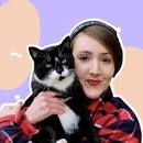 If you enjoy coding challenges and seeing cats,  meet @RybaLeanne! She dazzles students with her cat puns and humorous explanations on code at @scrimba. Thank you for being a bada$$ woman in tech!   #Profilespotlight