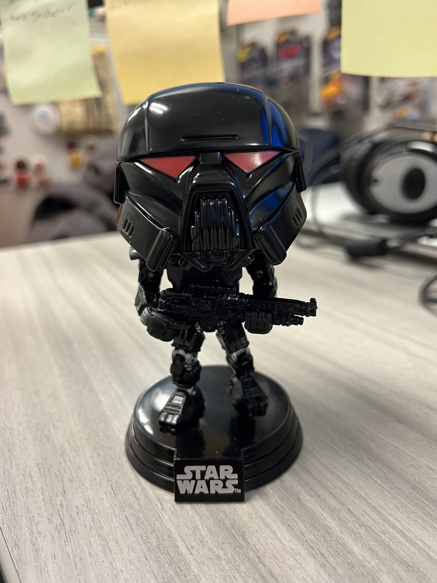 BoneheadCollec1's tweet photo. #toys #bonehead #boneheadcollectors #starwars #funko #funkopop #droids #darktrooper #stawarsfunko #trooper #figurecollector #adultcollector #funkocollector #figlife #letembreathe #scratchthatfigureitch https://t.co/yF4bE9XsCT