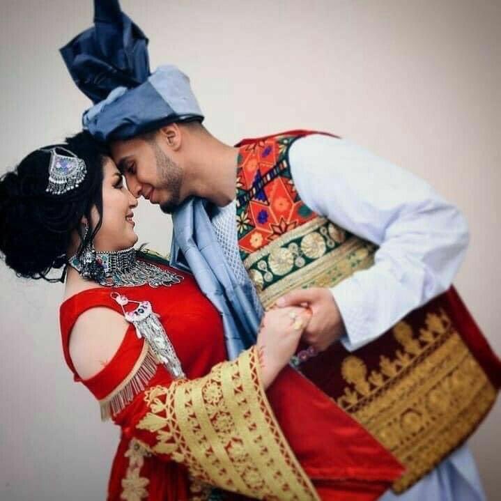 ayynh2's tweet photo. د مینې پرته واده کول دومره بېکاره کار دی لکه یو څوک چې مسلمان نه وي،
 او لمونځ کوي!🖤🍂

❤️🙏 https://t.co/t04Ta7i5Jt