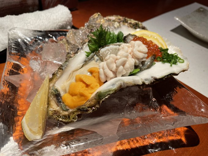 仕事明け 周年にお邪魔 https://t.co/k4F6gPIglg<a href="/tag/%E3%83%A9%E3%83%BC%E3%83%A1%E3%83%B3%E6%97%A5%E6%9C%AC%E4%B8%80%E6%B1%BA%E5%AE%9A%E6%88%A6"class="tags"><span>#ラーメン日本一決定戦</span></a><a href="/tag/%E7%89%B9%E7%B4%9A%E9%B6%8F%E8%95%8E%E9%BA%A6%E9%BE%8D%E4%BB%8B"class="tags"><span>#特級鶏蕎麦龍介</span></a><a href="/tag/%E5%AF%BF%E8%A3%BD%E9%BA%BA%E4%B8%AD%E8%8F%AF%E3%81%9D%E3%81%B0%E3%82%88%E3%81%97%E3%81%8B%E3%82%8F"class="tags"><span>#寿製麺中華そばよしかわ</span></a>