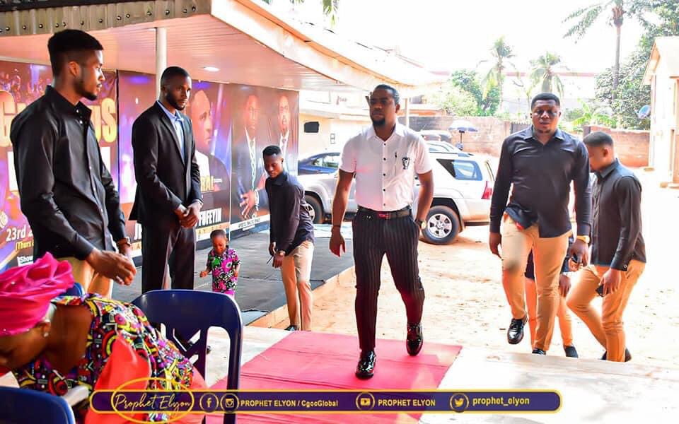 prophet_elyon's tweet photo. GRACE IS A PERSON.
GRACE IS SPIRITUAL.
GRACE HAS A VOICE.
THE VOICE OF GRACE IS HEARD ON EARTH.

UNTIL GRACE IS REVEALED, DARKNESS WILL PREVAIL

#ProphetElyon 
#ElohimCgcc 
#ThePropheticVoice 
#ProphetOfTheWord
#UltimateFaithfulness
#DeeperTruth
#Thegloryofhisfire https://t.co/wGvwKTwKjQ
