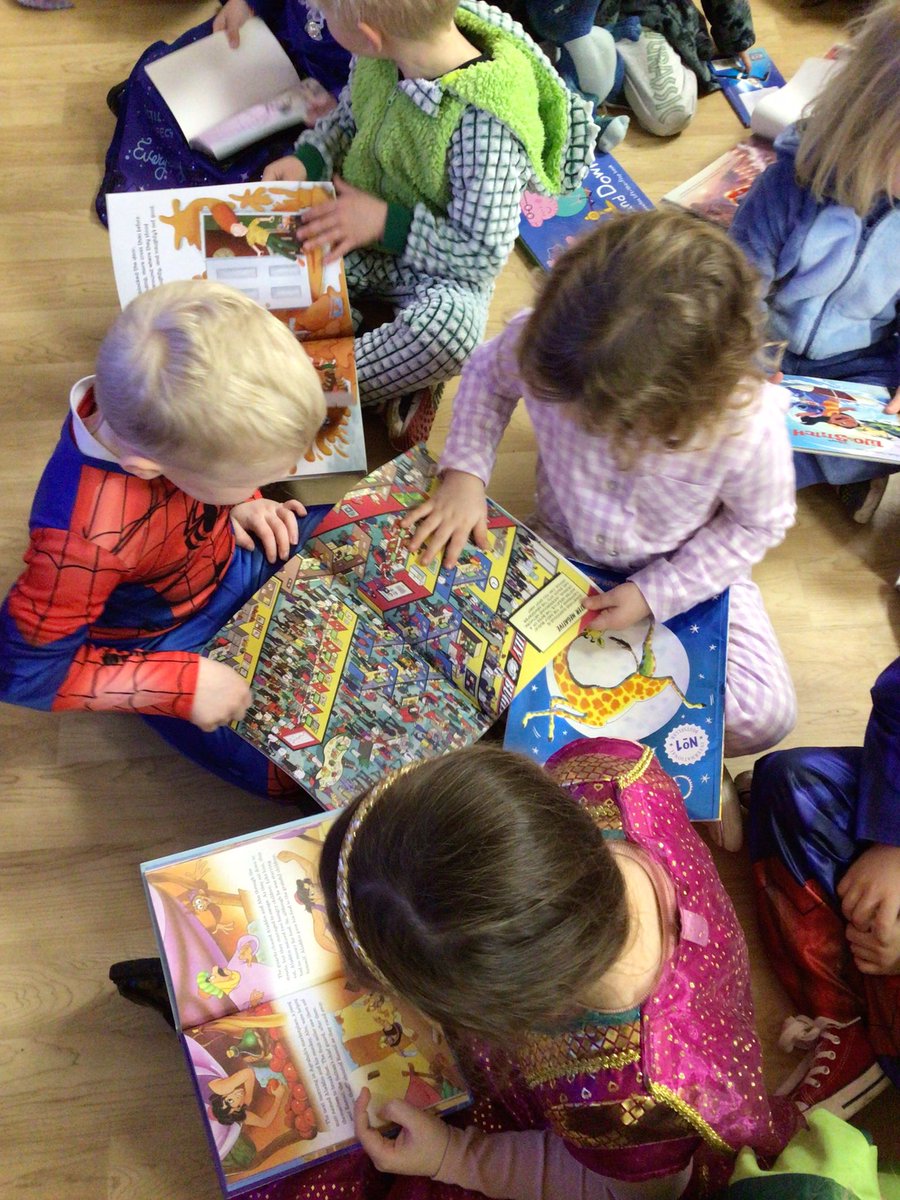 YRPinkClass's tweet image. Well what an amazing day celebrating ‘World Book Day’. We had two days full of costumes, books and illustrating.