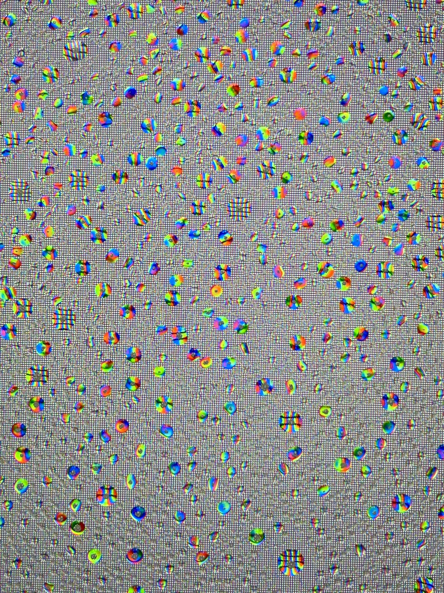 Nice colours when you get water droplets on your tablet screen.