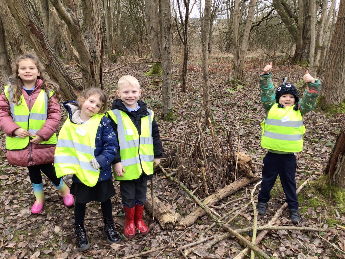 YRPinkClass's tweet image. The children in Pink Class enjoyed their visit to the local woodland area to create their own habitats. Thank you to all of the parent helpers for accompanying us on this trip. We hope that the wildlife in our woods loves them as much as we do.