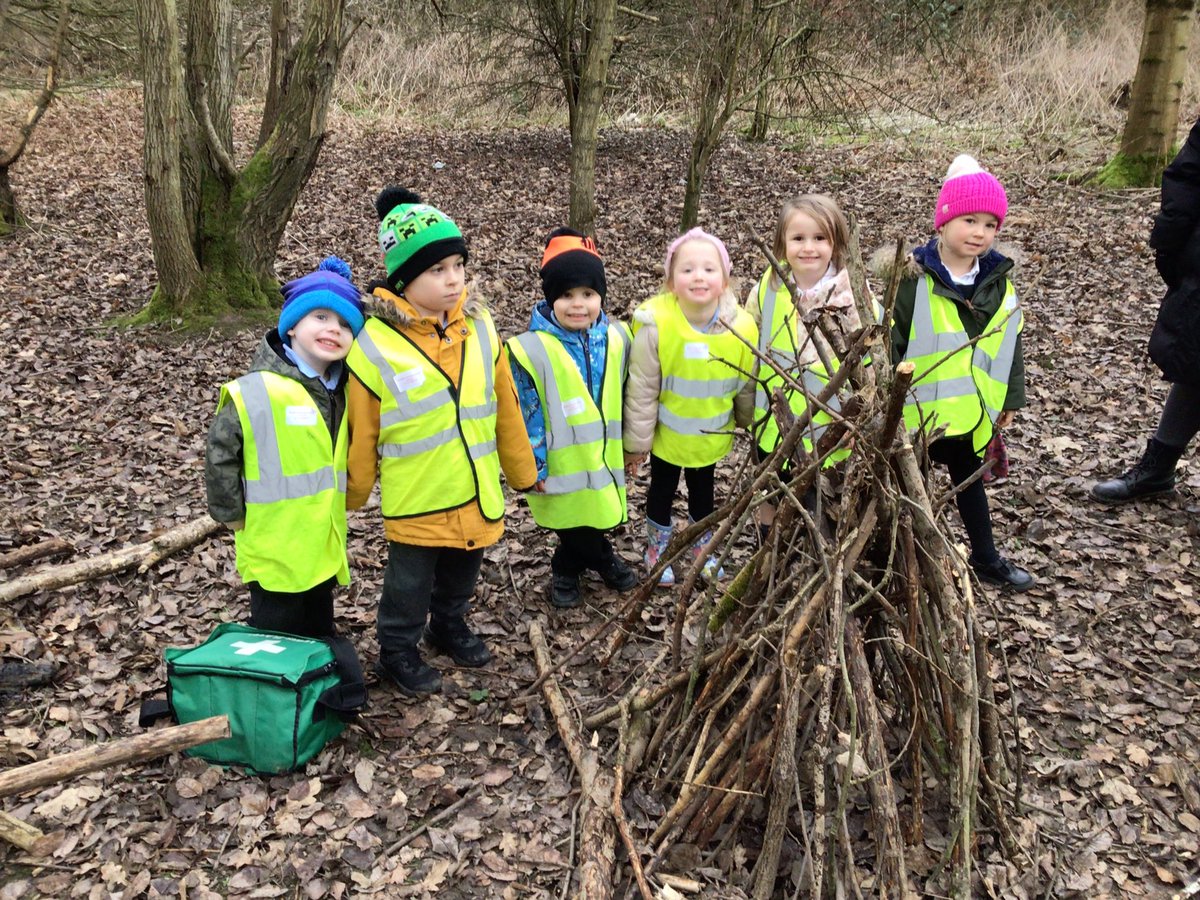 YRPinkClass's tweet image. The children in Pink Class enjoyed their visit to the local woodland area to create their own habitats. Thank you to all of the parent helpers for accompanying us on this trip. We hope that the wildlife in our woods loves them as much as we do.