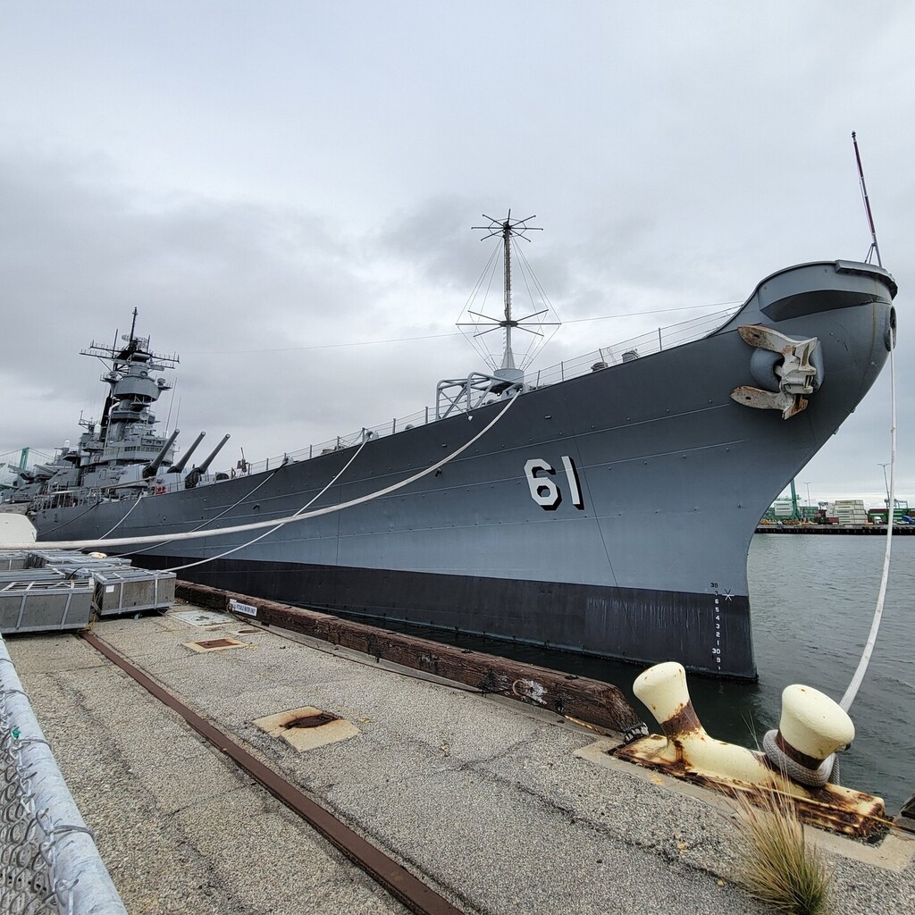 Battleship USS Iowa Museum, San Pedro, California 2023 #ussiowa #battleshipiowa #navalhistory #surfacenavymuseum #usnavy instagr.am/p/Cpc2vFeLA4v/