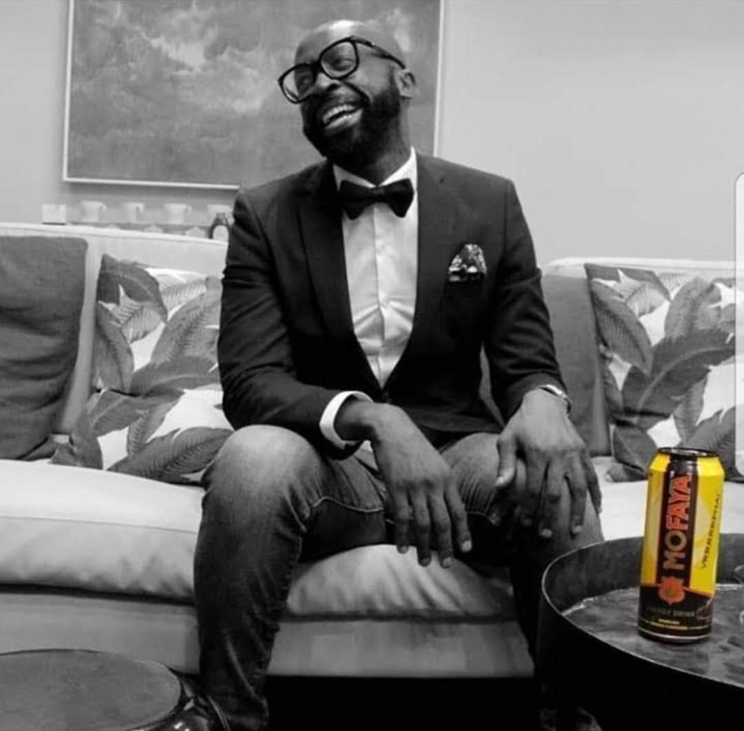 Zweli10's tweet photo. @Jabu_Macdonald No:1 knoxman..... https://t.co/G3QgSC4hr4
