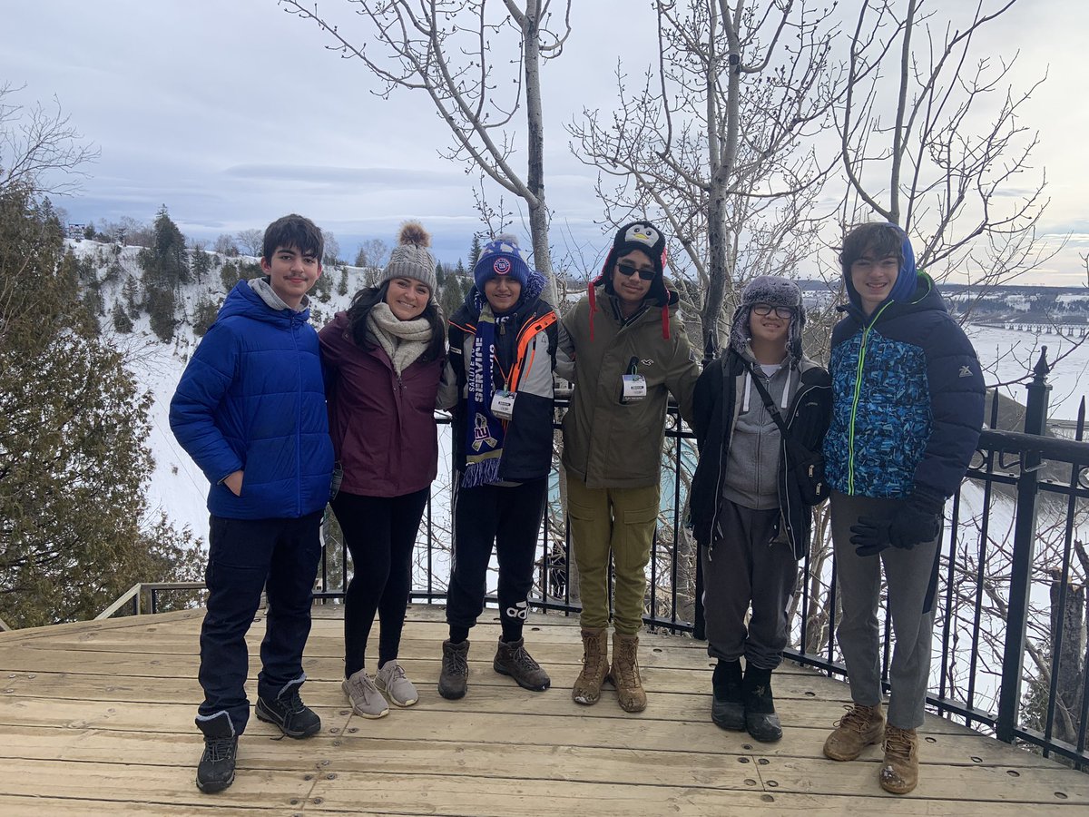 First time teacher moment… my 6th graders are taller than me !! Comment ça?! 🥲 So cool to catch up &amp; explore Québec with these kids ! 🇨🇦 ❄️