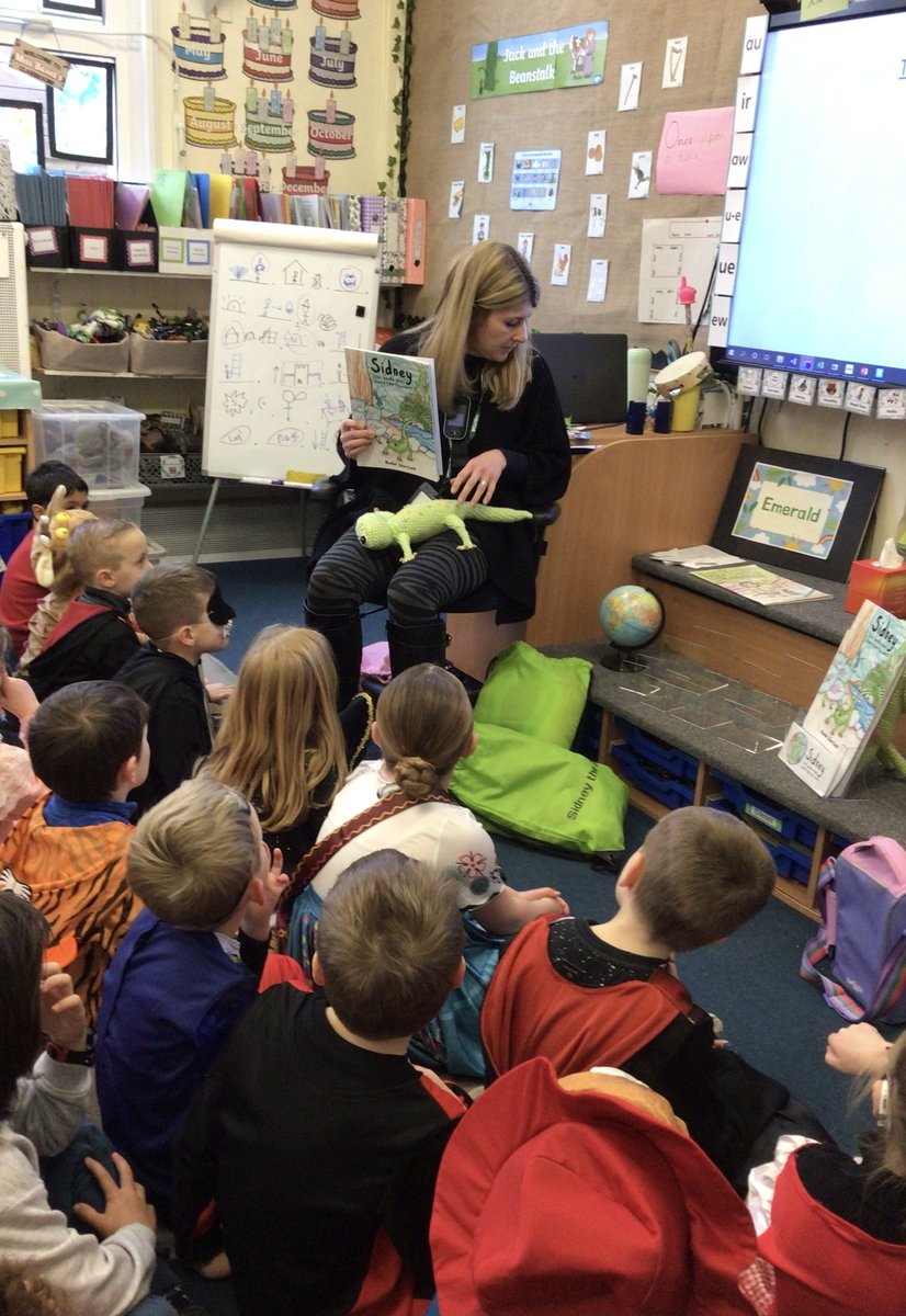 CSGSchool's tweet photo. We had a fantastic World Book Day last week with a visit from author Rachel Sherfield  @MrsBlossomInfo  who read us stories and taught us how she creates her illustrations. See the comments for photos of our creations. Best #WorldBookDay ever https://t.co/x0V414p2Yg