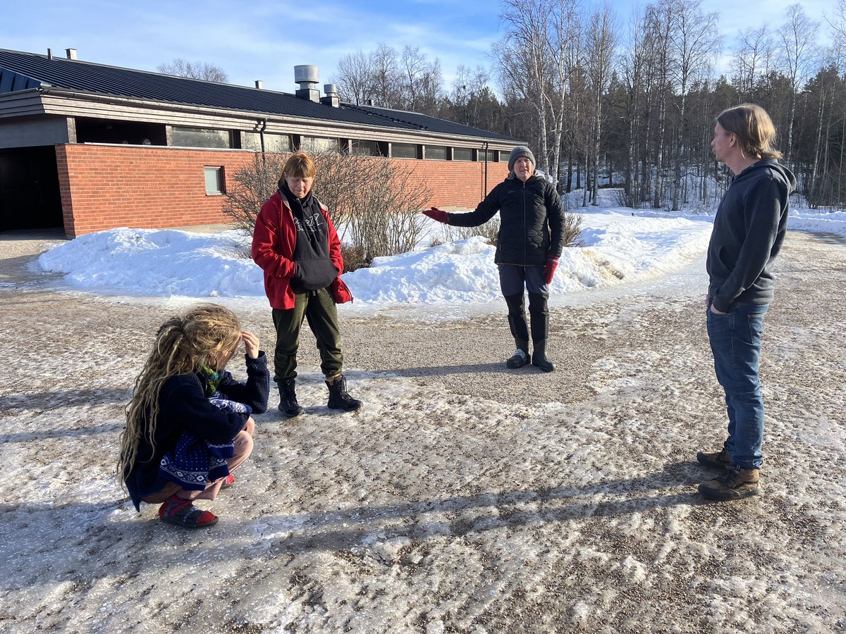 backedal's tweet photo. Sportlov och strålande sol 🌞
Ledighet för deltagarna och en chans till #fortbildning för personalen. Idag ett djupdyk i #NPF med @attention_riks för att öka kunskapen och diskutera hur vi kan fortsätta skapa goda lärmiljöer för alla studenter. https://t.co/ar2MbSo6ku