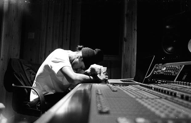 Thread of tracks sampled by Nipsey: