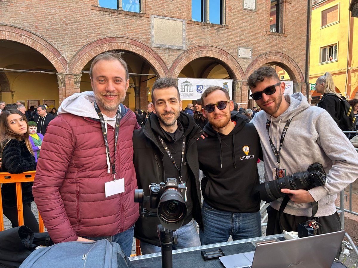 JustoMezzo's tweet photo. #CentoCarnevaledEuropa 2023: ✅

Viva Cento, viva @CarnevaleCento ! https://t.co/CX3xyjF1hl