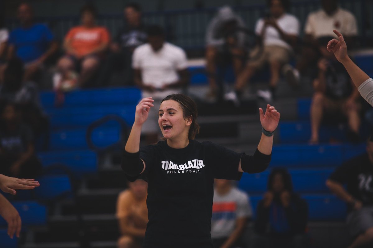 Motivation Monday 🏐

Everything you do has your signature on it. So do it as well as you can and to the best of your ability. 

Excellence over perfection! 

#BlazerNation #OCVB #MotivationMonday