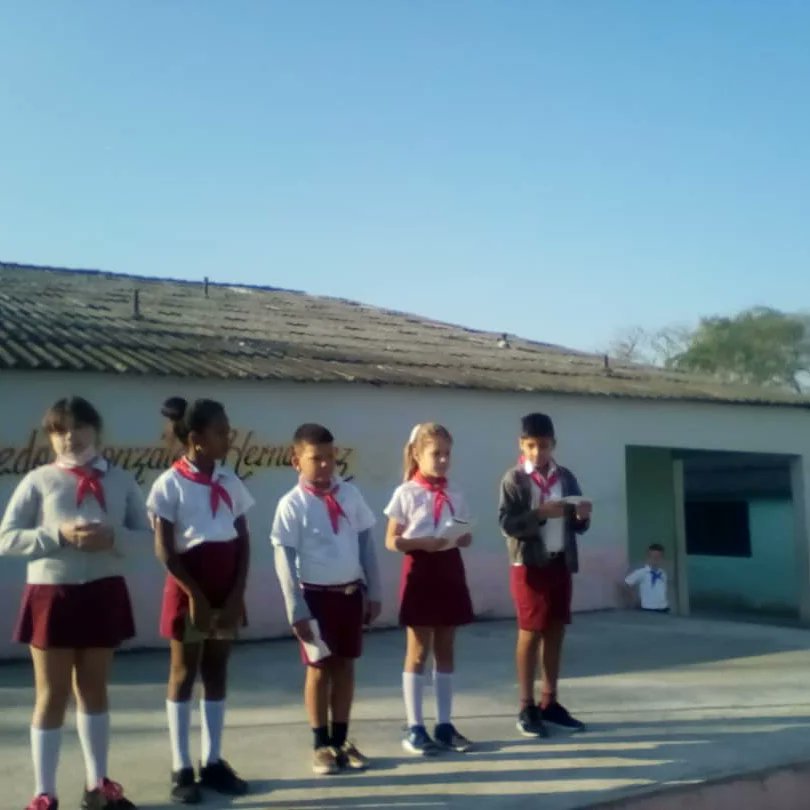 Matutino en homenaje al 10mo aniversario de la partida física de Hugo  Rafael Chávez. 
<a href="/DMEmanicaragua/">DMEManicaragua</a> <a href="/dpevillaclara/">DGEP Villa Clara</a> <a href="/CubaMined/">MINED</a>, @CubaEduca <a href="/FarinaEstevez/">Yoandry Fariña Estévez</a>,<a href="/coralia_saez/">Coralia Ruiz Sàez</a>, <a href="/LisbeyVilches/">Lisbey Devora vilches</a> , <a href="/curbelo_asley/">Dr. C. Hernadith Asley Curbelo Castillo</a>, <a href="/elsa_ena/">Ena Elsa Velázquez Cobiella</a>, @yamilet50088609, <a href="/FarinaEstevez/">Yoandry Fariña Estévez</a>, <a href="/VcProvincial/">Comunicadora Institucional de Educaciòn VC🇨🇺</a>