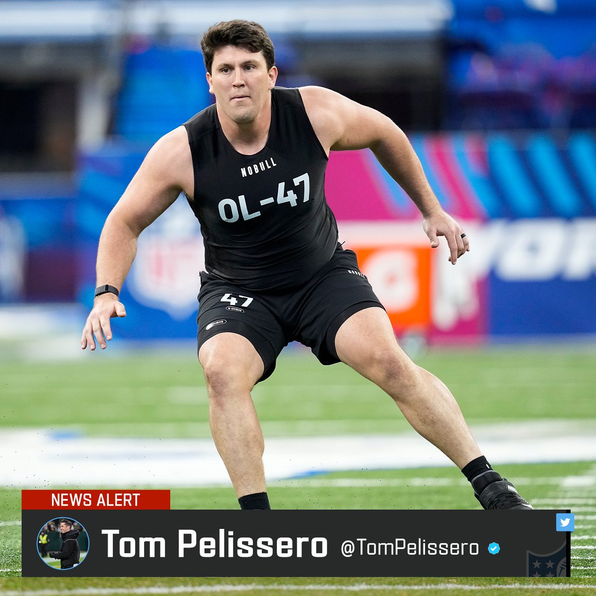 USC OL Andrew Vorhees, a top-100 prospect in the 2023 NFL Draft, is feared to have suffered a torn ACL during drills at the combine Sunday, per source.

Somehow, Vorhees still did the bench press this morning – and pumped out 38 reps of 225 pounds with one leg on the ground. 😳