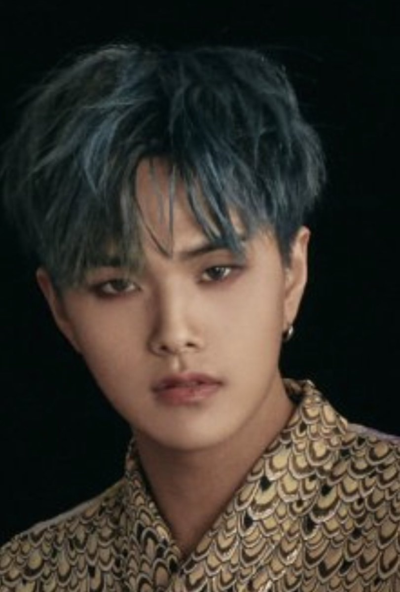 SunflowerSkyKMM's tweet photo. The styling, the hair, the makeup. All perfection!!! #KINGDOM #Kingdom_Gfent https://t.co/yyimaobMF9