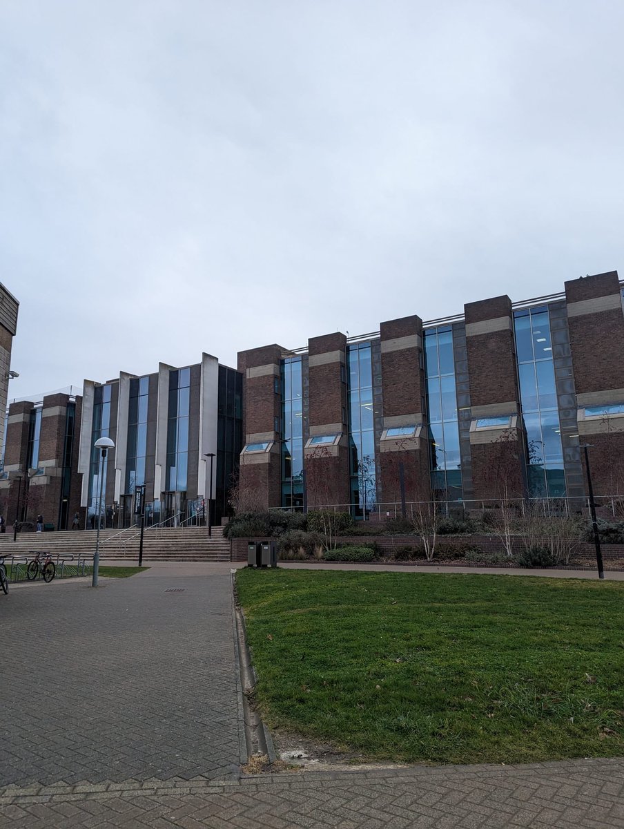 cemargerison's tweet photo. Delighted to be on campus at The University of Kent meeting with staff teaching dance and drama today! https://t.co/6mNfS4XbdA