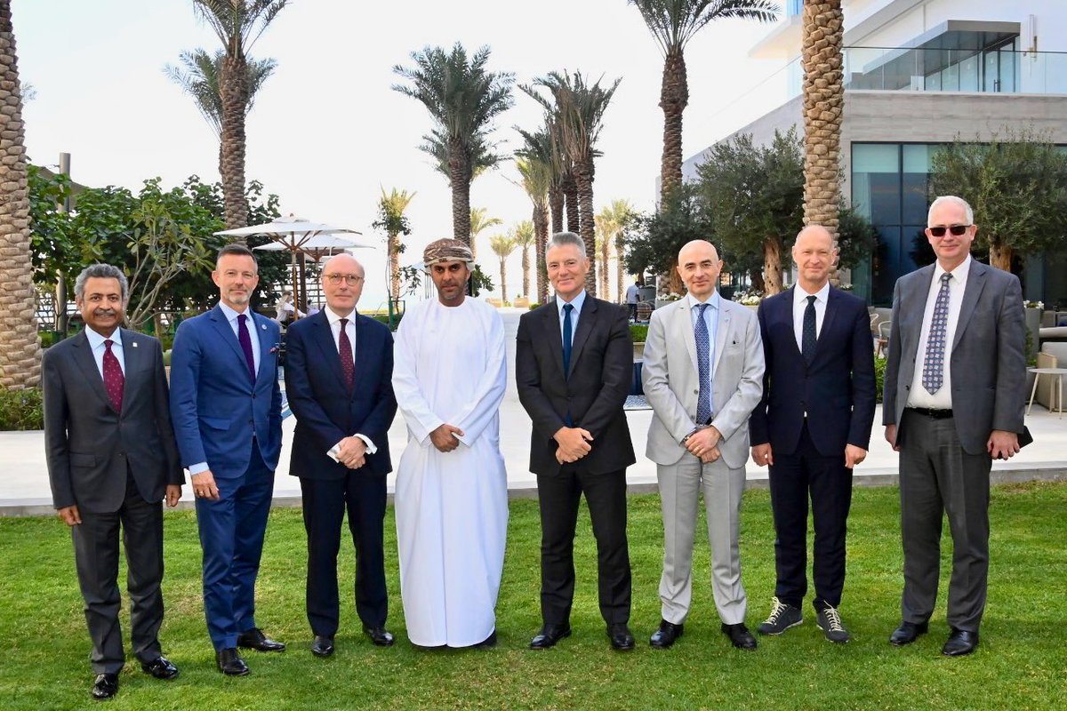 Driving sustainability &amp; net zero airports with  <a href="/ACI_EUROPE/">ACI EUROPE</a> members of the <a href="/ACIWorld/">ACI World</a> Governing Board hosted last weekend by <a href="/BahrainAirport/">Bahrain Airport</a> and chaired by <a href="/OmanAirports/">مطارات عُمان</a> - <a href="/aena/">Aena</a> <a href="/ATH_airport/">Athens Airport</a> <a href="/MUC_Airport/">Munich Airport</a> <a href="/BLQairport/">Bologna Airport</a> <a href="/AeroportCluj/">Aeroportul Cluj</a> <a href="/igairport/">iGA Istanbul Airport</a> <a href="/FraportAG/">Fraport AG</a> <a href="/BrusselsAirport/">Brussels Airport</a>