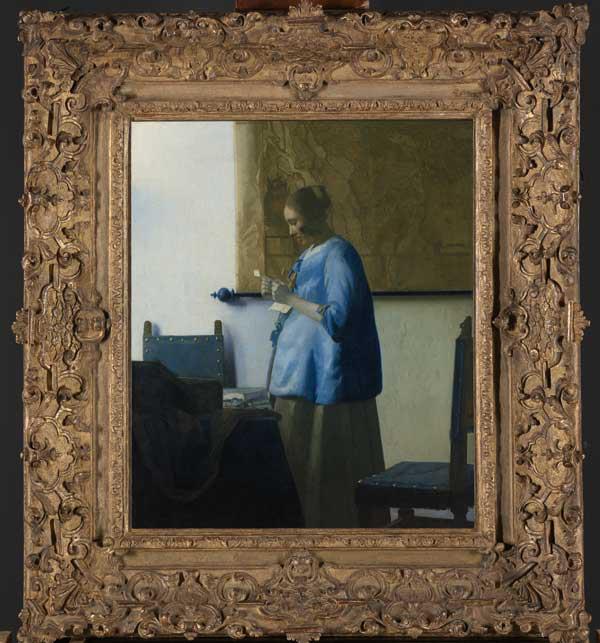 RembrandtsRoom's tweet photo. Framing Vermeer.
Vermeer's "Woman in Blue" has had 4 frames since 1839, all of which have been preserved in the Rijksmuseum. You see them here in random order (ie not chronological). Which frame do you think suits the painting best?
NB: the painting prior to restoration. https://t.co/q8gep9kkNG