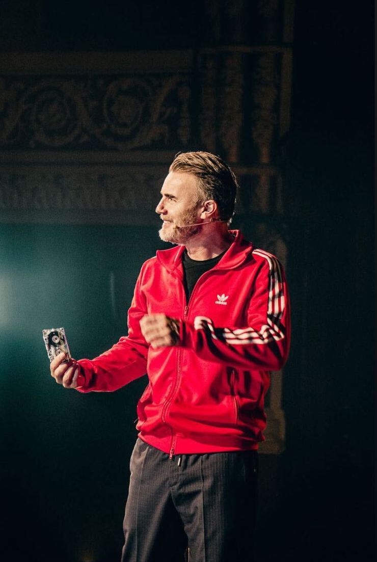 GaryBarlow's tweet photo. Nothing quite like a cassette in hand

https://t.co/OT3nsb6KVQ https://t.co/HAVl2ArdES