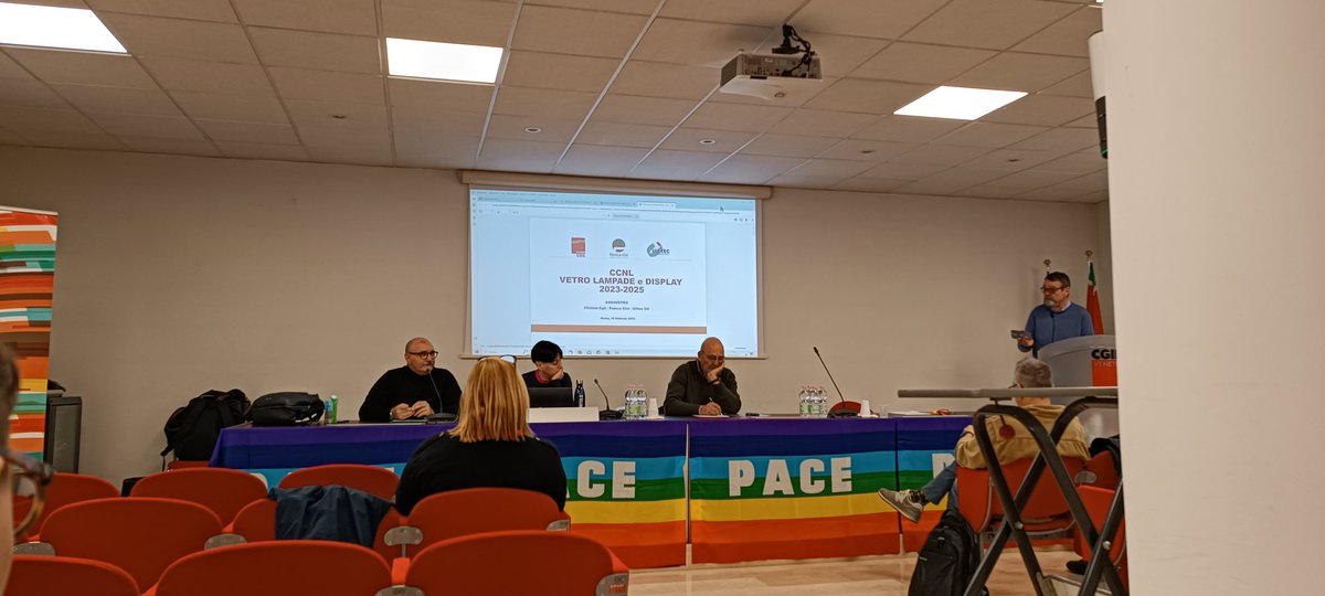 FilctemVe's tweet photo. ✅ +1 giornata dedicata a #salute, #sicurezza ed #ambiente
✅ fondo sanitario di settore #Fasie
✅ vittime di genere +2 mesi di permessi
✅ 168€ al TEC 153€ al TEM
✅ 122€ di una tantum
e molto altro... #staytuned
🟥💪 https://t.co/oUeS291hLD
