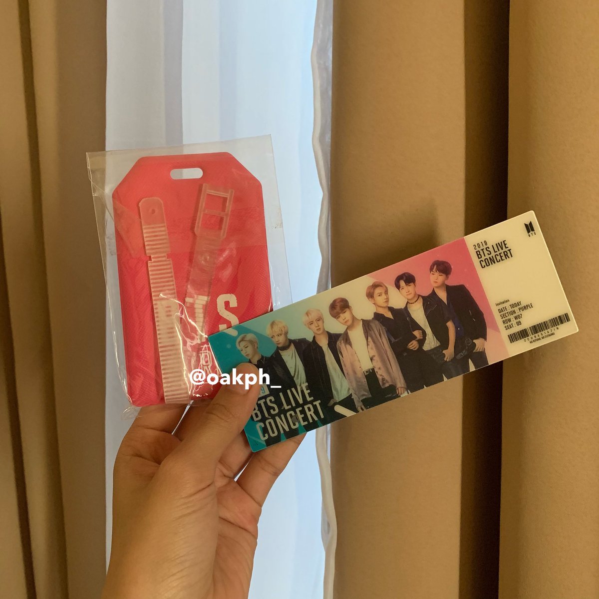 oakph_'s tweet photo. #OAKPHOnhand decluttering sale 🫶🏻
BTS WORLD OST ALBUM (UNSEALED)
— ob pb cd tix pob tag only; cds never been played

₱999 PAYO

(+PF/LSF)
MOP: Gcash CBS Seabank UB MAYA
MOD: DIRECT J&amp;T | SCO

🏷️ bts wts lfb ph ww https://t.co/i86Rjznl5L