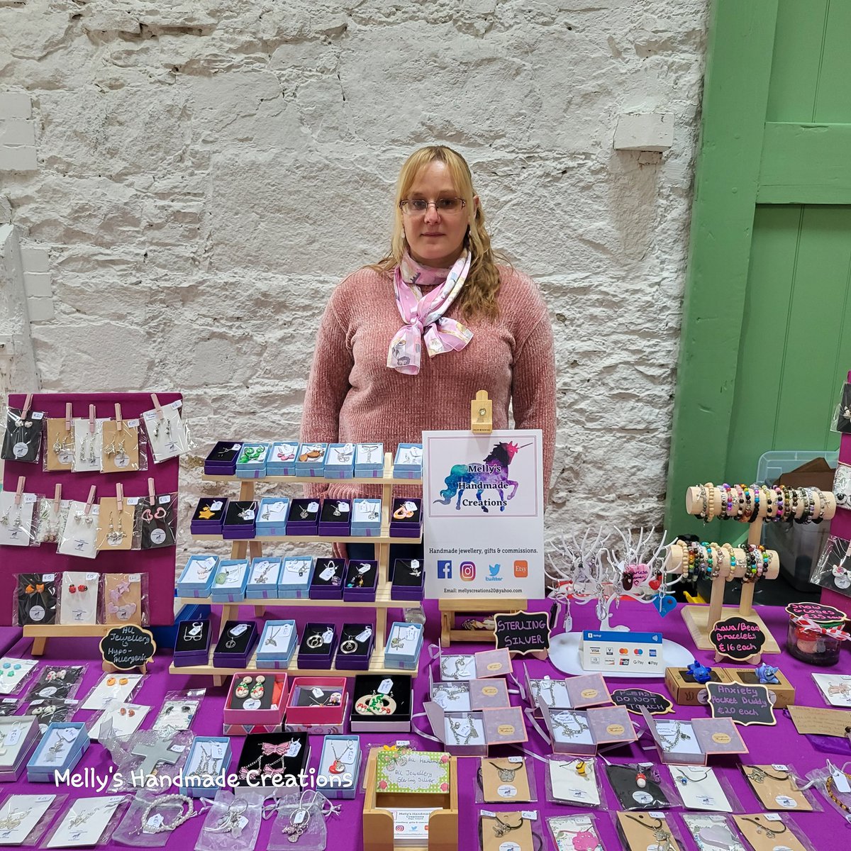 I'm reintroducing myself 👋
I'm Melissa Based in Sligo 🇮🇪
I have a condition called #Dysautonomia crafting is my therapy
I make unique handmade creations from polymer & air dry clay
linktr.ee/mellyshandmade…
Thanks for supporting me🥰
#CraftBizParty #MHHSBD #shopindie #MeetTheMaker