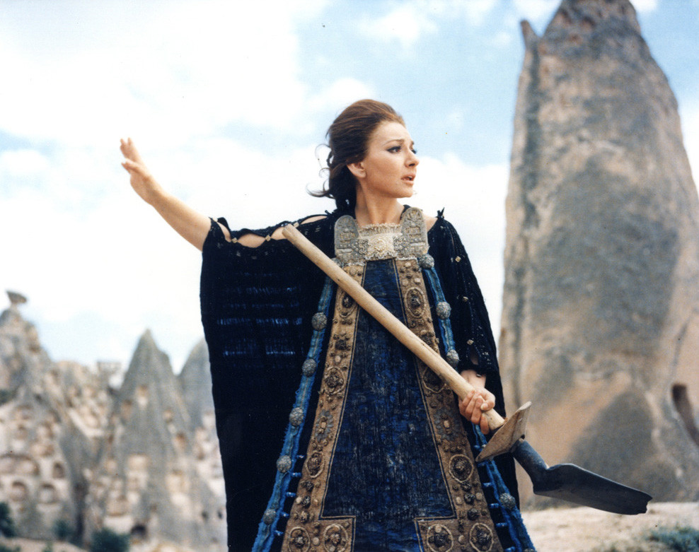 unzerofilms's tweet photo. Pier Paolo #Pasolini  born March 5th 1922, director of the seminal classic #MEDEA starring #MariaCallas in her only film role. Pasolini's legacy as a visionary filmmaker and social critic continues to inspire audiences around the world. #classiccinema #italiancinema https://t.co/gzChfBIItK