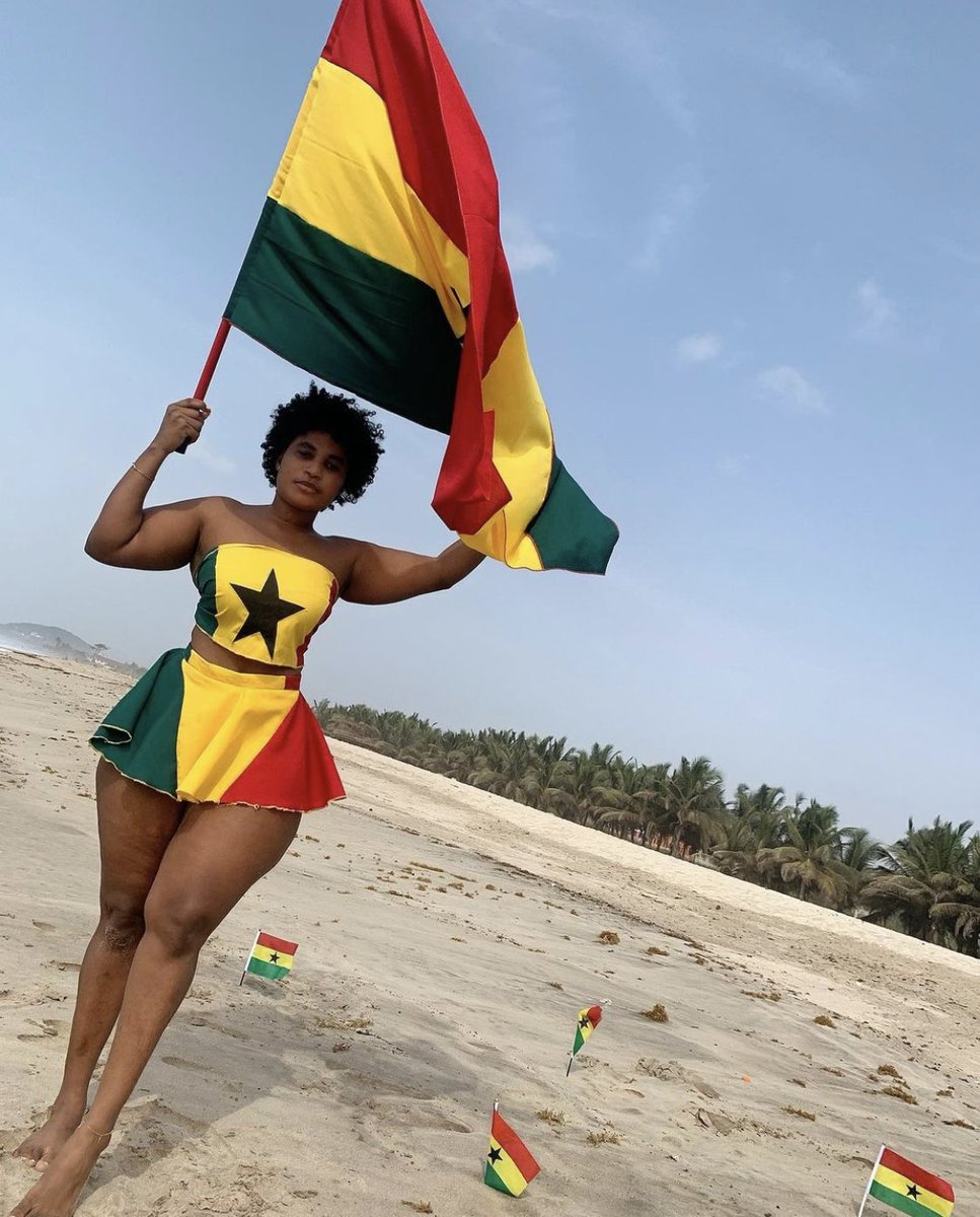 IamMzilikazi's tweet photo. Happy 66th Independence Day, Ghana!🇬🇭
Today we celebrate the courage, strength, and resilience of the Ghanaian people. May this day be a reminder of our history and a call to action to build a better Ghana and a brighter future for all. 5
 #GhanaIndependenceDay 🇬🇭#GhanaAt66 🇬🇭 https://t.co/fdsnnPl8hi