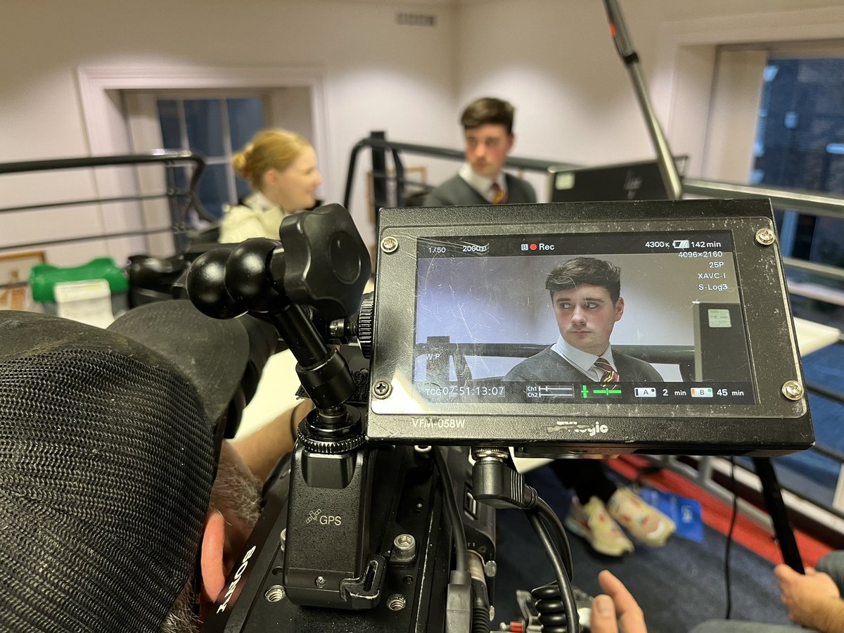 LIPAActors2024's tweet image. Our Showreels are now live🎥 

Link in the LinkTree in our bio for the YouTube Playlist where you can see all our graduating actors reels!

(All our actors headshots, spotlights and contact information are in our bio!)  #seekingrepresentation #ukactor #2023graduate