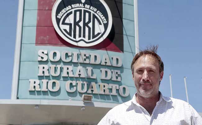 Agroverdad's tweet photo. Renovación de autoridades🙋🏻♂️
Heraldo Moyetta es el nuevo presidente de la Sociedad Rural de Río Cuarto: sus primeras definiciones
>> https://t.co/hhkHPsvE3s
#RuraldeRioCuarto #SRRC #Moyetta #agro #campo #ruralismo https://t.co/m58qOIotgB
