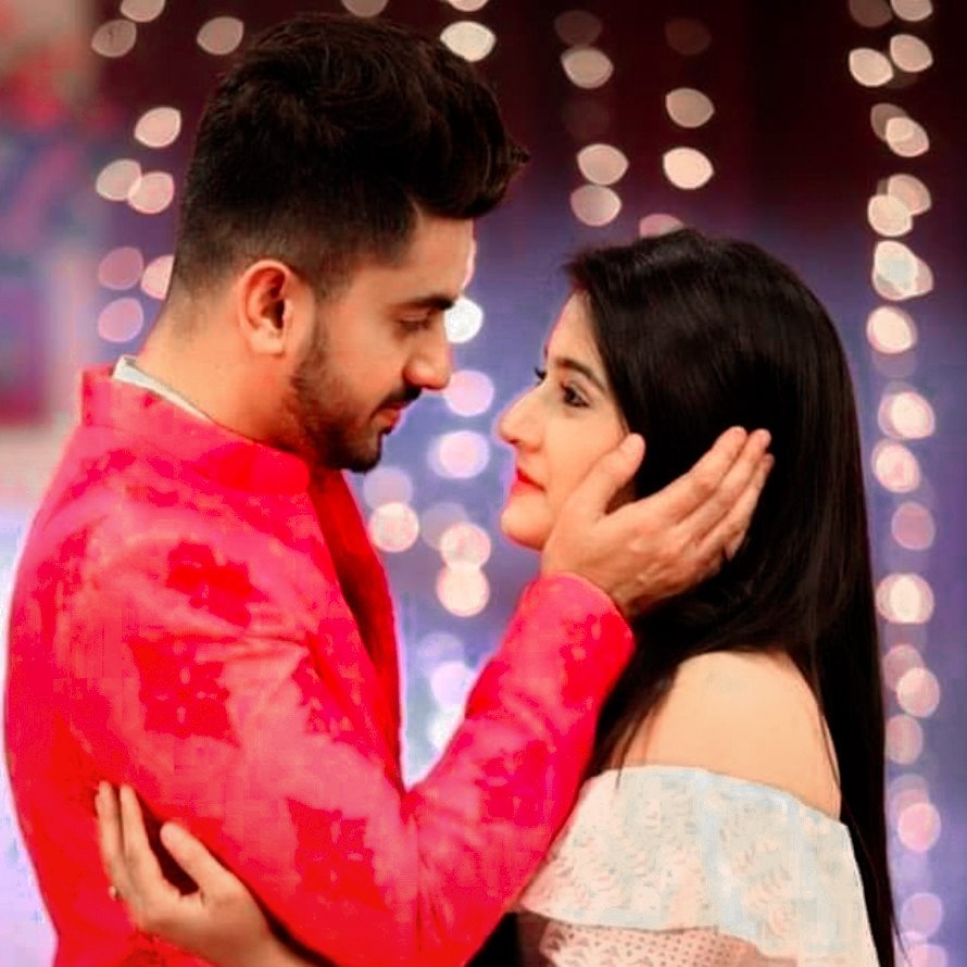 adiza_magic's tweet image. Happy 6 years of one of my all-time favourite couples ever - AvNeil. Best ml, best fl, a beautiful, undertanading, deep and mature love story like theirs so hard to find! They were soo well written and had it all! Forever special and close to my heart❤️
#Naamkarann #AvNeil #AdiZa