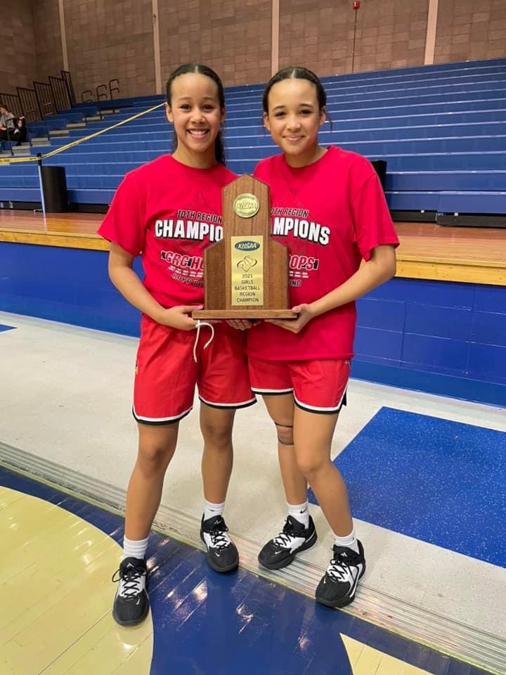 CoachChestnut16's tweet photo. Congrats to my girls and their teammates on punching their ticket to the Sweet16. @KyleighChestnut @anaya_chestnut
#GRCHoops #StateBound #Rupp https://t.co/hBofo626pD