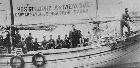 🇹🇷🇹🇷🇹🇷 6 MART 1930

Ulu Önder Atatürk, “Hiç şüphesiz ki Antalya, dünyanın en güzel yeridir” dediği yere ayak bastı.

Gazi Mustafa Kemal Atatürk’ü Antalya’ya gelişinin 93. yıl dönümünde saygı, minnet ve özlemle anıyoruz.