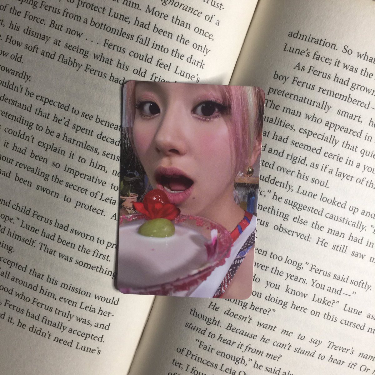 lovraea's tweet photo. 。゚゚・。・゚゚。
゚。 #loviemails .ᐟ
゚・。・゚
⤷hello ! @yujtokii, chae arrived safely ! tysm for packing her well, till our next transaction !
t. #tokiifeedbacks https://t.co/Q4ZseGqYJv