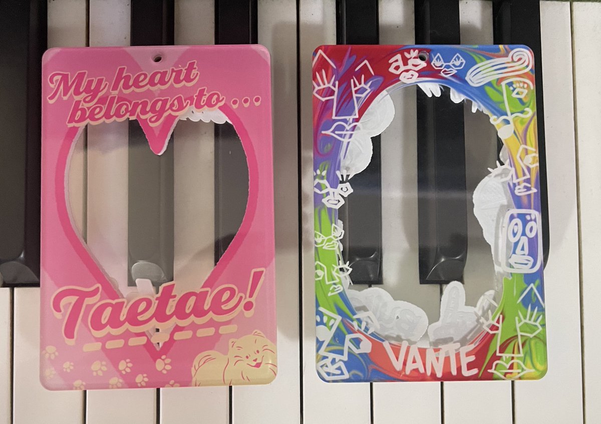 vanslove_taetae's tweet photo. -ˏˋ #vanessamails ´ˎ-
— mail from @pjmsilogcart 💗 tysm for these pc holders <3 i rlly appreciate your constant updates and accommodation 🥰
#pjmsilogfb https://t.co/1CFJkedFGJ
