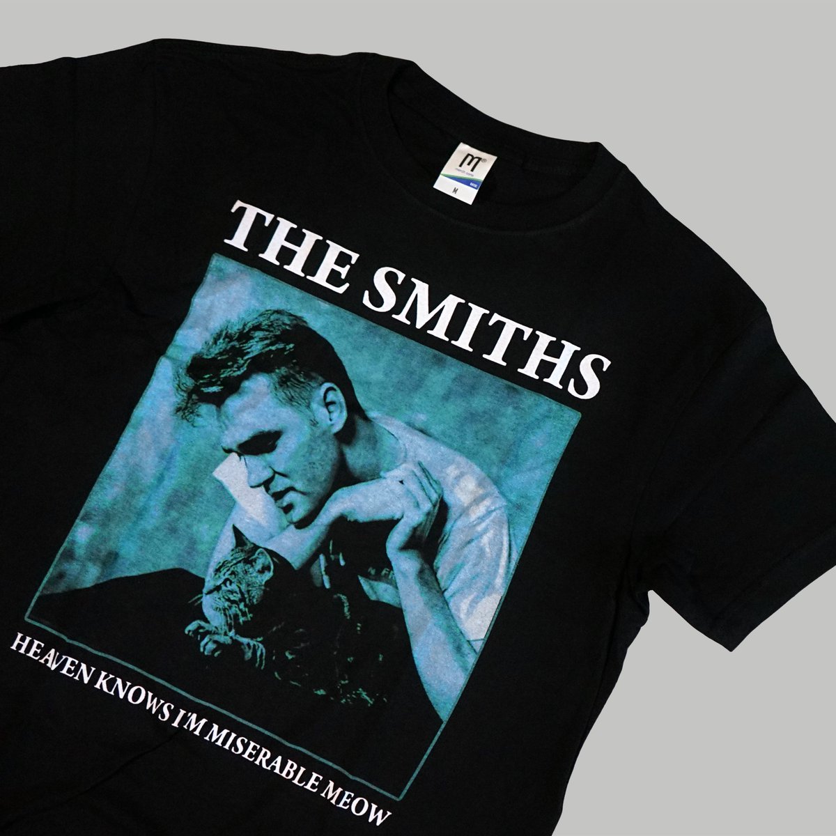 anarkopop's tweet photo. THE SMITHS
• Size : S, M, L, XL
• Tag : Merchcons (USA Size)
• Build Up / Tanpa Jahitan Samping
• Manual Silk Screen
• Plastisol Ink
• 24s
Harga : Rp.135.000
Order to : https://t.co/vxJQOl9fIN
#thesmiths #kaosband #jualkaosband #jajanrocks #anarkopop #morrissey #brithpop https://t.co/WnkkwFEuJB