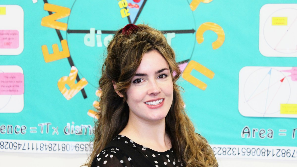 "Remember that you will make a difference, even though it might be challenging at times!" 

This #NationalCareersWeek, read about Abigail's journey into teaching and her career progression story: getintoteaching.education.gov.uk/blog/abigails-… 

#NCW2023