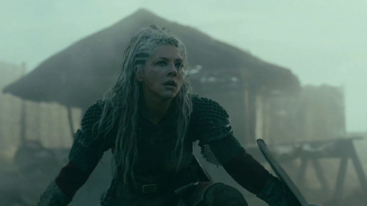 kwinnickspain's tweet photo. Katheryn Winnick (@KatherynWinnick) como Lagertha en el episodio 6x06 de Vikings titulado “Death and the Serpent” https://t.co/Xk1KtEiLfr
