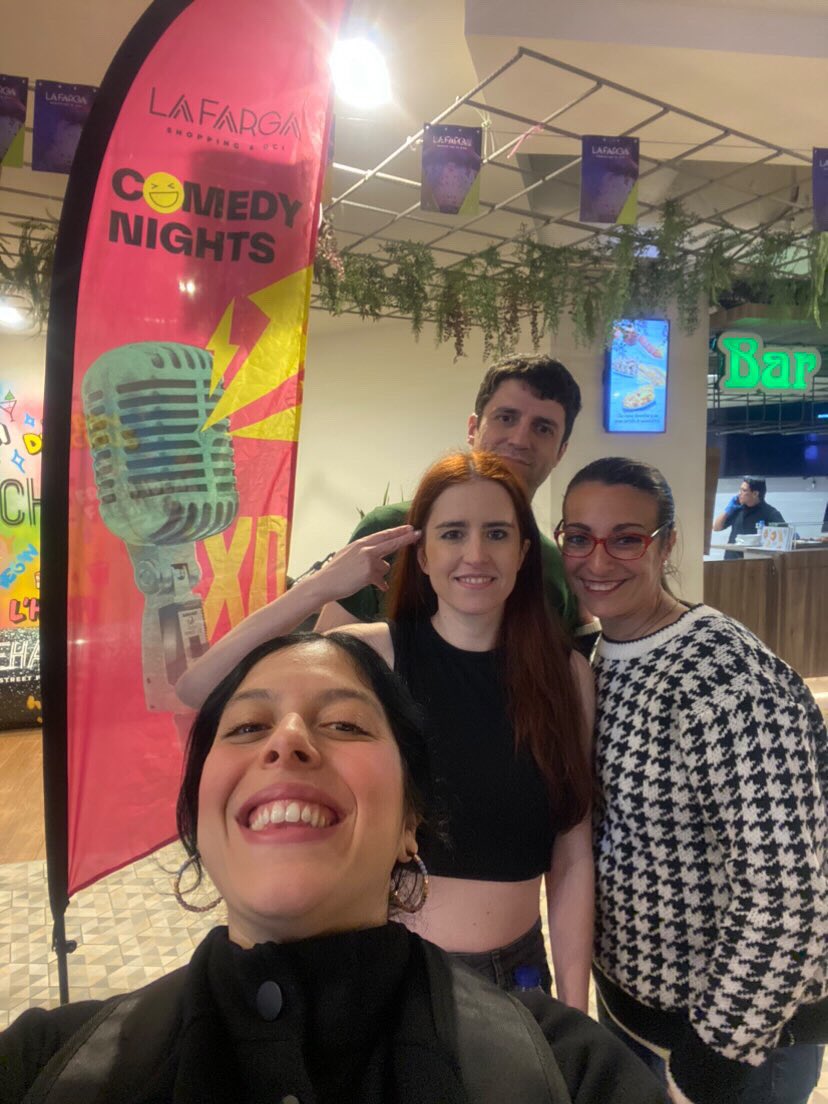 BCNComedyClub's tweet image. MOMENTOS DE LA SEMANA 🤩♥️ 
¡¡Gracias a todos!!

Encuentra más fotos en el instagram barcelonacomedyclub 👈🏼👈🏼🥳

#barcelonacomedy #barcelonacomedyclub #barcelonamola #planesbarcelona