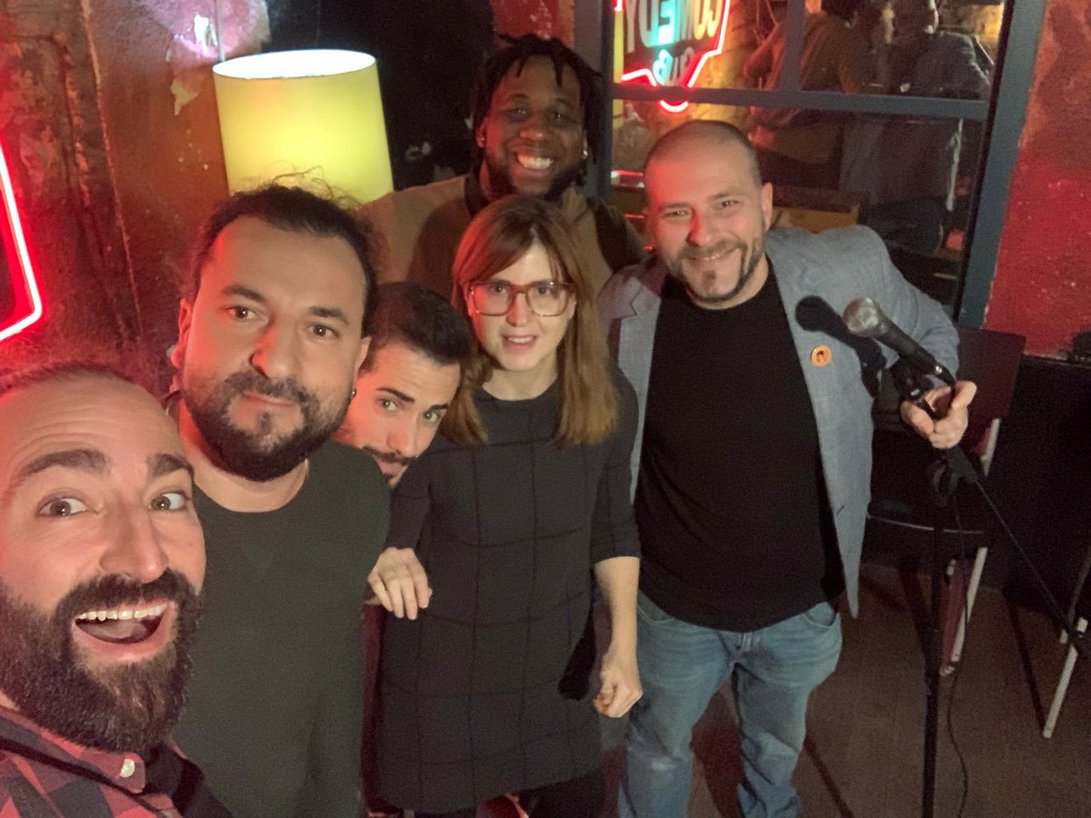 BCNComedyClub's tweet image. MOMENTOS DE LA SEMANA 🤩♥️ 
¡¡Gracias a todos!!

Encuentra más fotos en el instagram barcelonacomedyclub 👈🏼👈🏼🥳

#barcelonacomedy #barcelonacomedyclub #barcelonamola #planesbarcelona