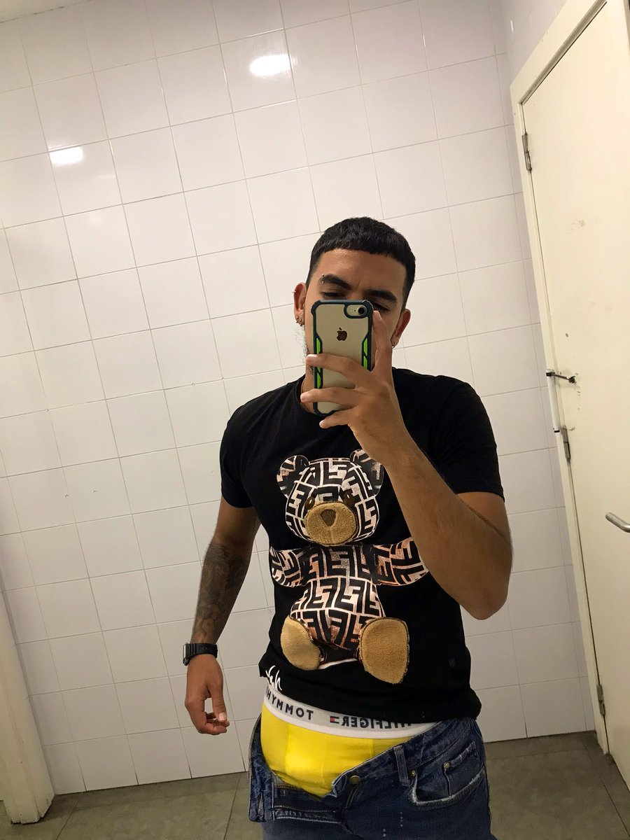 Seduceme, seducete🔥😮‍💨

onlyfans.com/sebasat777