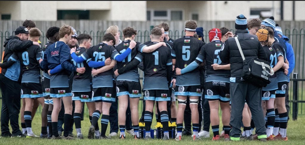 A very good win for @CaldiRFC yesterday against a strong @RiscaRFCMandJ U15’s team in preparation for this weeks semi-final against Sneggy at ystrad. Be good to see as many from @CaldicotJnrRFC @CaldicotRFC supporting the boys #Dragonscup