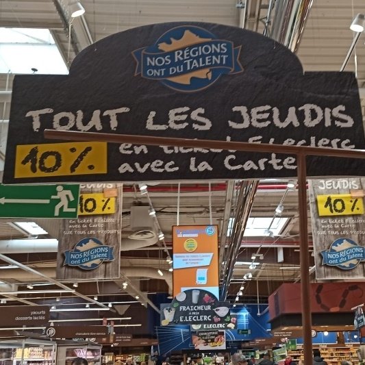 DuckFanboy's tweet image. Nos régions ont du talent...
mais quelques lacunes en orthographe @Leclerc