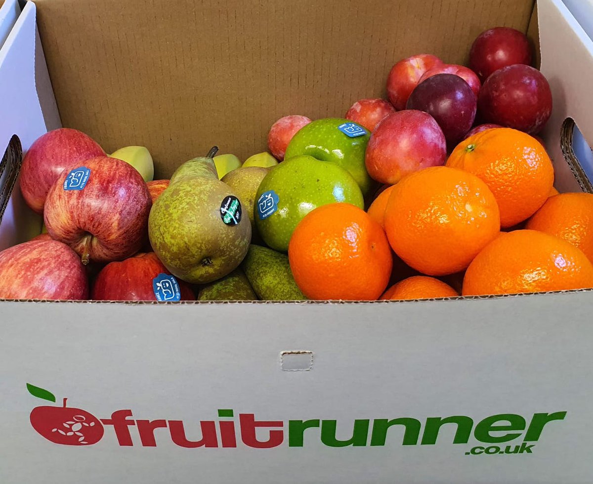fruitrunner's tweet image. Calling all fruit fans! Our #Fruit boxes brings you those fruity faves you just can’t live without. We deliver an ever-changing mix of seasonal fruits each week, for happy munching and crunching.