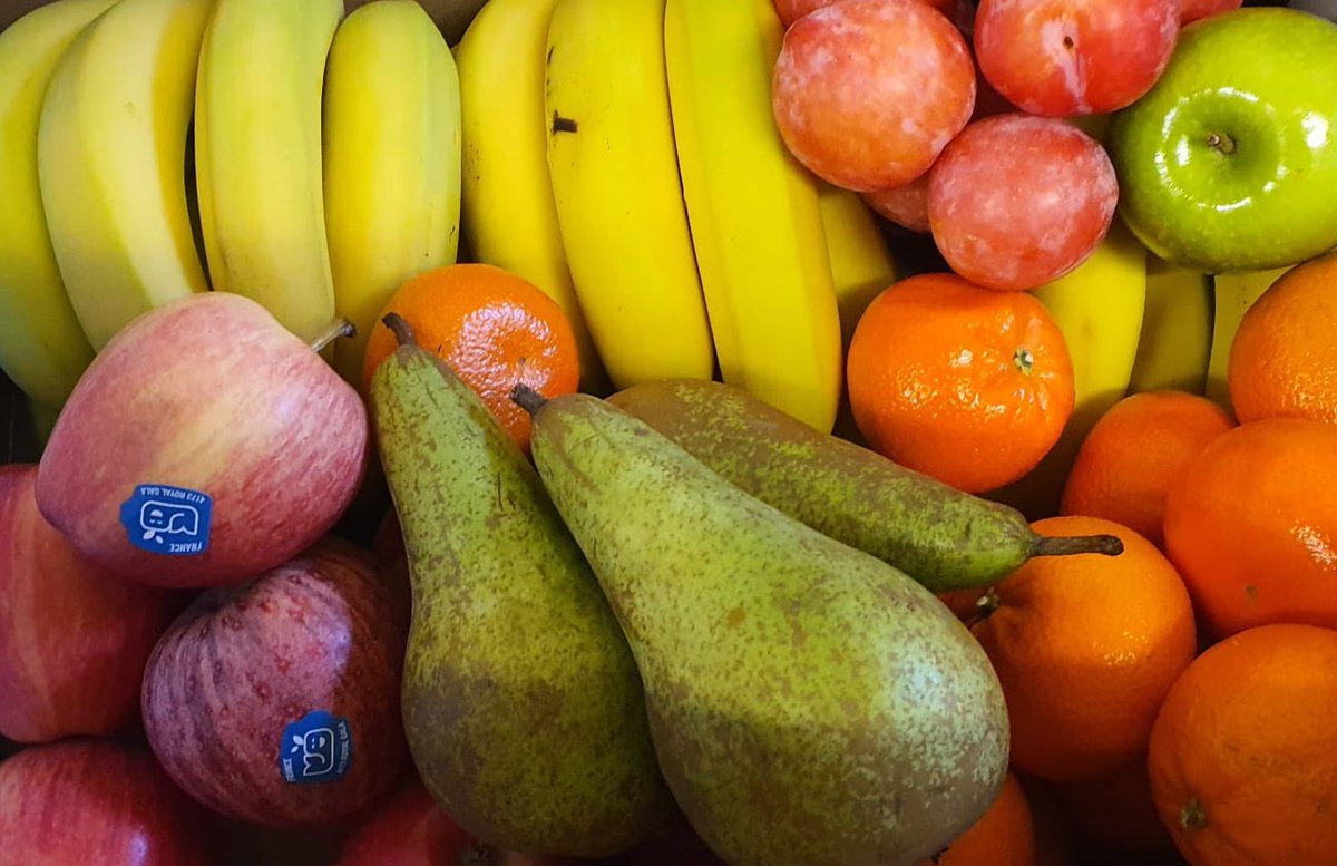 fruitrunner's tweet image. Calling all fruit fans! Our #Fruit boxes brings you those fruity faves you just can’t live without. We deliver an ever-changing mix of seasonal fruits each week, for happy munching and crunching.