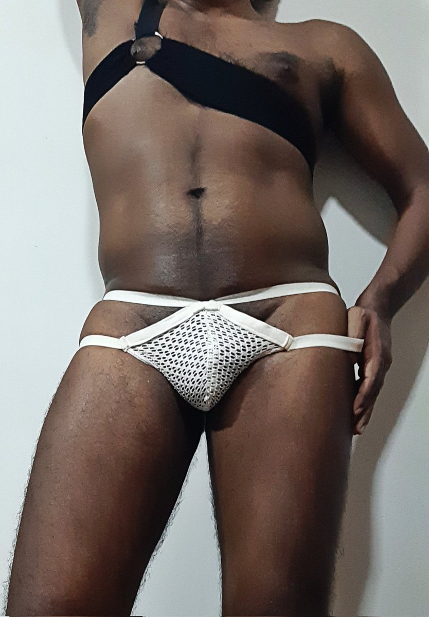 DevJay88's tweet photo. Fit-on Mondays with Customized designer wear
#mistersecret #jockstraps #thongmen #slhothunks #gaymen #gaysl #leatherfetish #desigay https://t.co/CCj95iagJ1