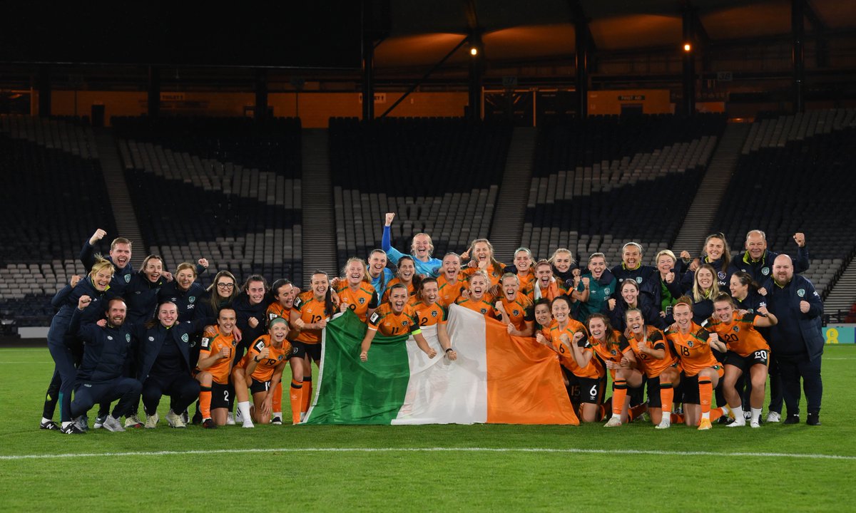 FAIWomen's tweet photo. WOW... fantastic that Republic of Ireland WNT will be Grand Marshal for St. Patrick's Day Festival ☘️

Vera Pauw, Diane Caldwell &amp; Paula Gorham will lead the Festival on March 17th https://t.co/j6jPjuvTAq