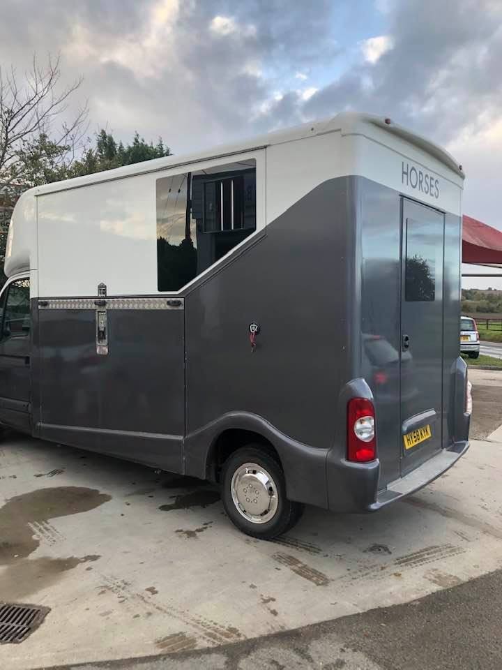 MellorsFuel's tweet image. We are able to accommodate your horsebox service and repairs 🐴
Make sure you and your horse are safe on the road this year

#horsebox #Springservice #mellorsgarage